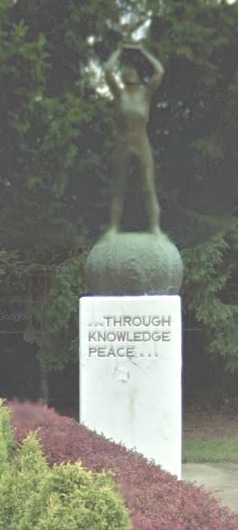 Linndale Peace Memorial soldier statue (Google Street View)
